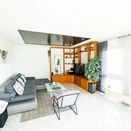 Einzigartiger Panoramablick Zur Schwaebische Alb *