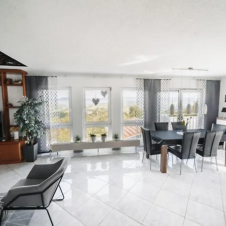 Einzigartiger Panoramablick Zur Schwaebische Alb *