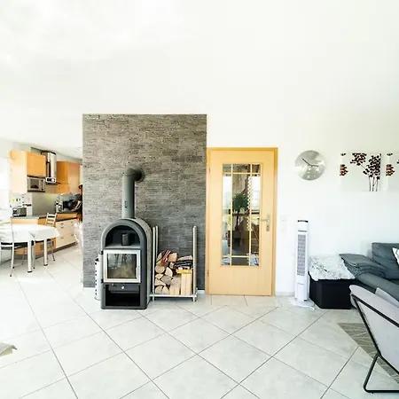 公寓 Einzigartiger Panoramablick Zur Schwaebische Alb *