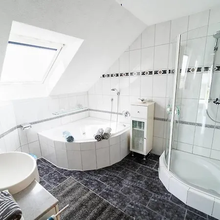 Einzigartiger Panoramablick Zur Schwaebische Alb 公寓 Altenriet