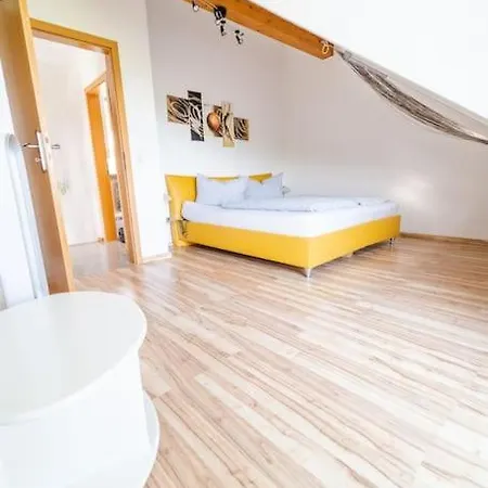 公寓 Einzigartiger Panoramablick Zur Schwaebische Alb