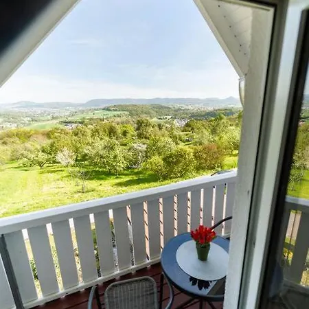 Einzigartiger Panoramablick Zur Schwaebische Alb Altenriet