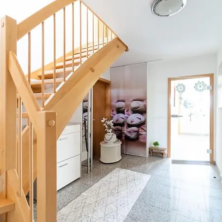 Einzigartiger Panoramablick Zur Schwaebische Alb Altenriet